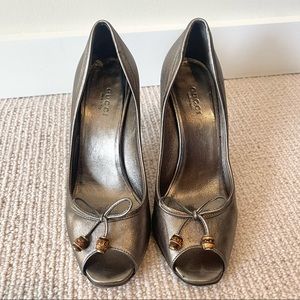 Gucci | Bamboo Bow Pumps
